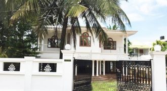 6 BHK,4000Sq.Ft House in 18.5 Cent for Sale at Kunatheri,Aluva