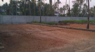 Residential Plot 8.5 cents to 10 cents (Puraiydom in BTR) with Building Permit in Gated Compound